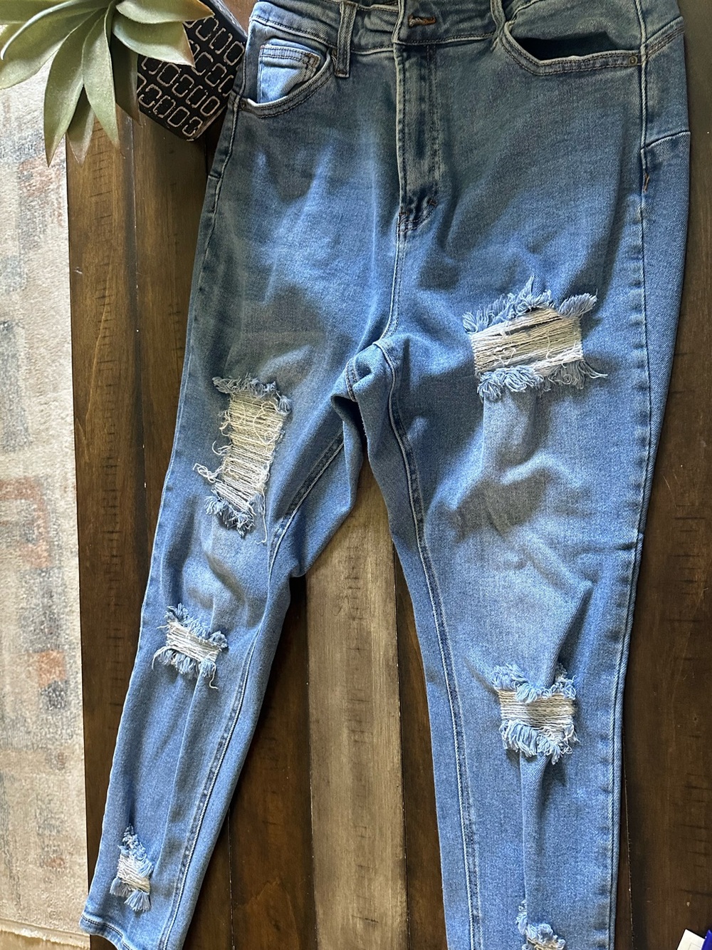 Ripped High-Waist Women’s Jeans - Light Blue